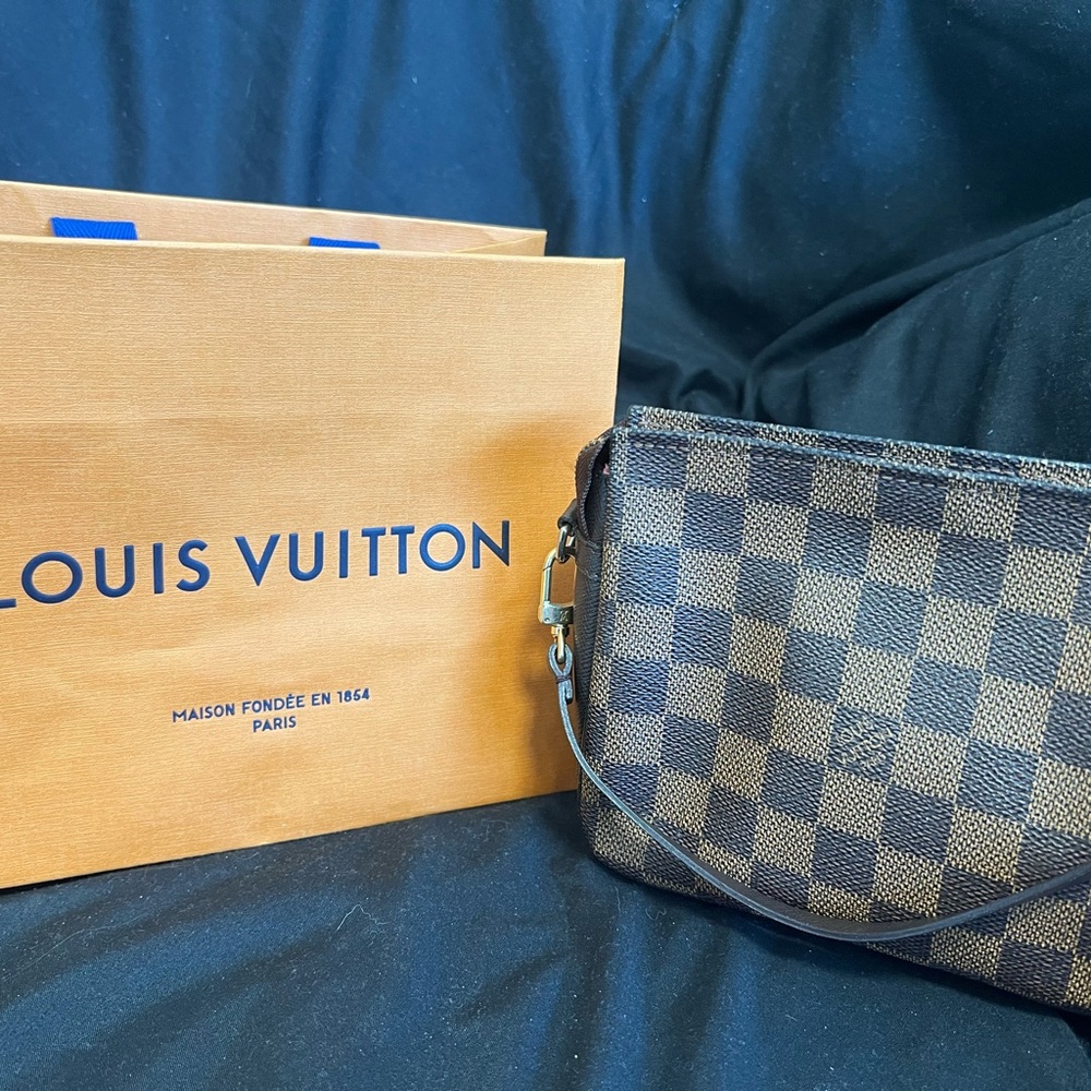 Louis Vuitton Damier Ebene Trousse Pochette